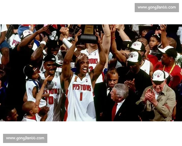 戴尔忆战科斯塔:葡语回敬整懵对手,最爱这般强硬对抗 戴尔忆战科斯塔:葡语回敬整懵对手,最爱这般强硬对抗